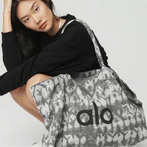 Brand new Alo tote